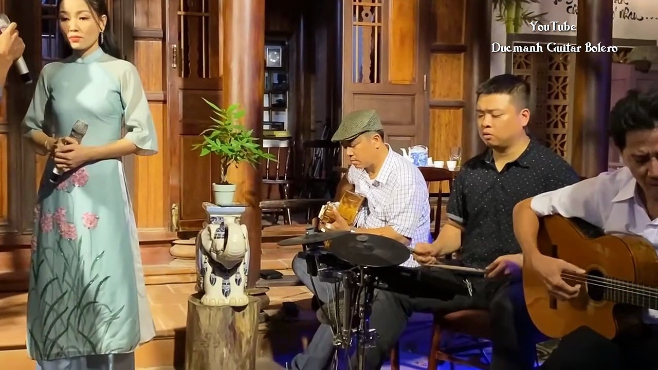 FAN Đòi phải hát bằng được Song ca với Hồng Phấn - Chủ Nhật Buồn - Guitar Lâm Thông - Caffe Đất Việt