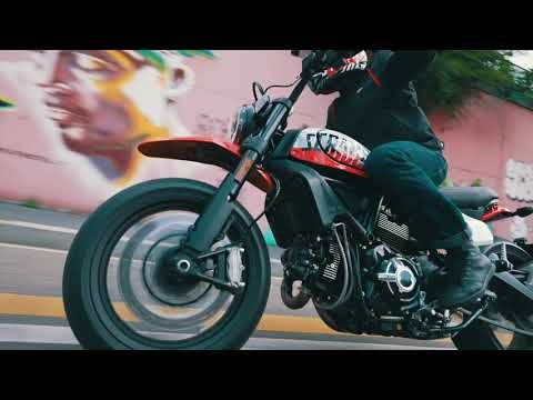 Etwas Supermoto dabei: die Ducati Scrambler 800 Urban Motard Modelljahr 2022!