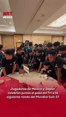 🏆 En una muestra de compañerismo y espíritu deportivo, futbolistas #japoneses se unieron a los #mexicanos para celebrar su clasificación a la siguiente etapa.