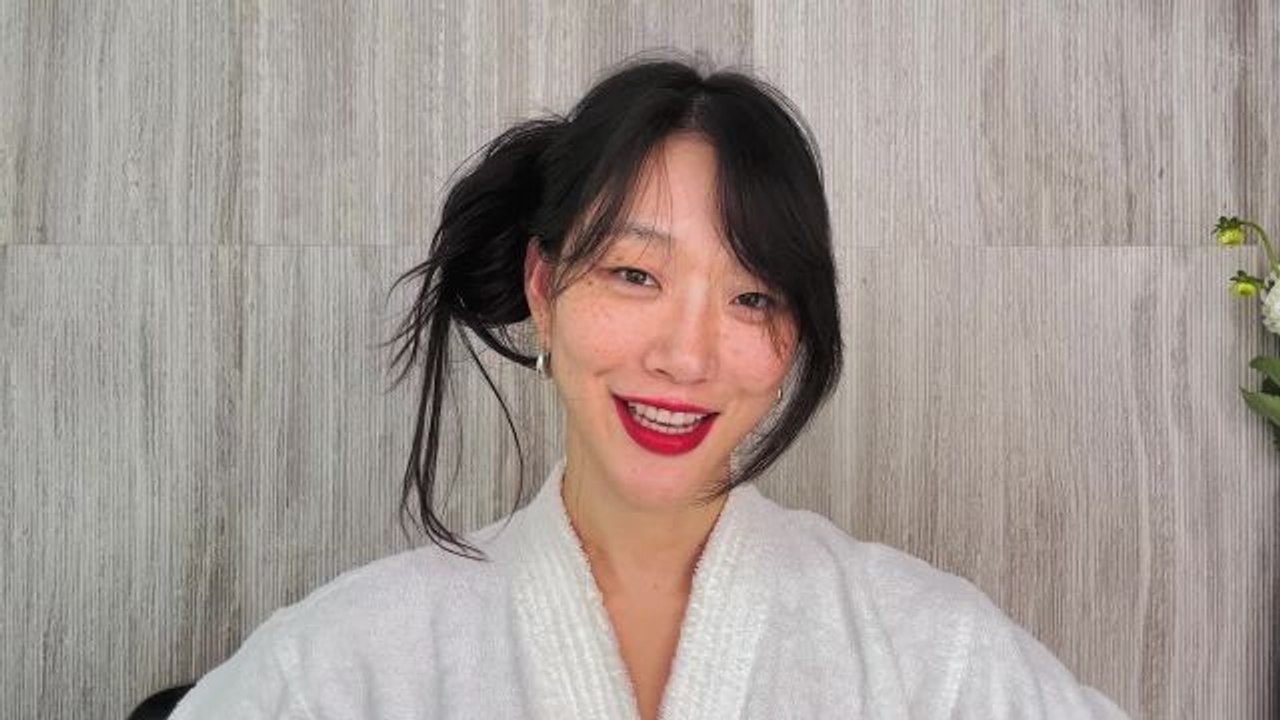 Model Sora Choi Uses This Lipstick to Look “Sexy, Pretty, Chic” in Seconds