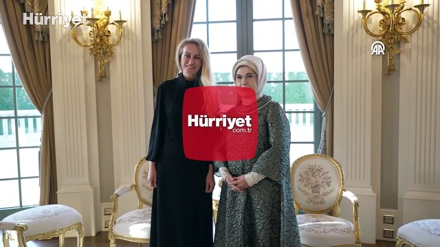 Emine Erdoğan, KKTC Cumhurbaşkanı'nın eşi Nilden Bektaş Erhürman ile bir araya geldi