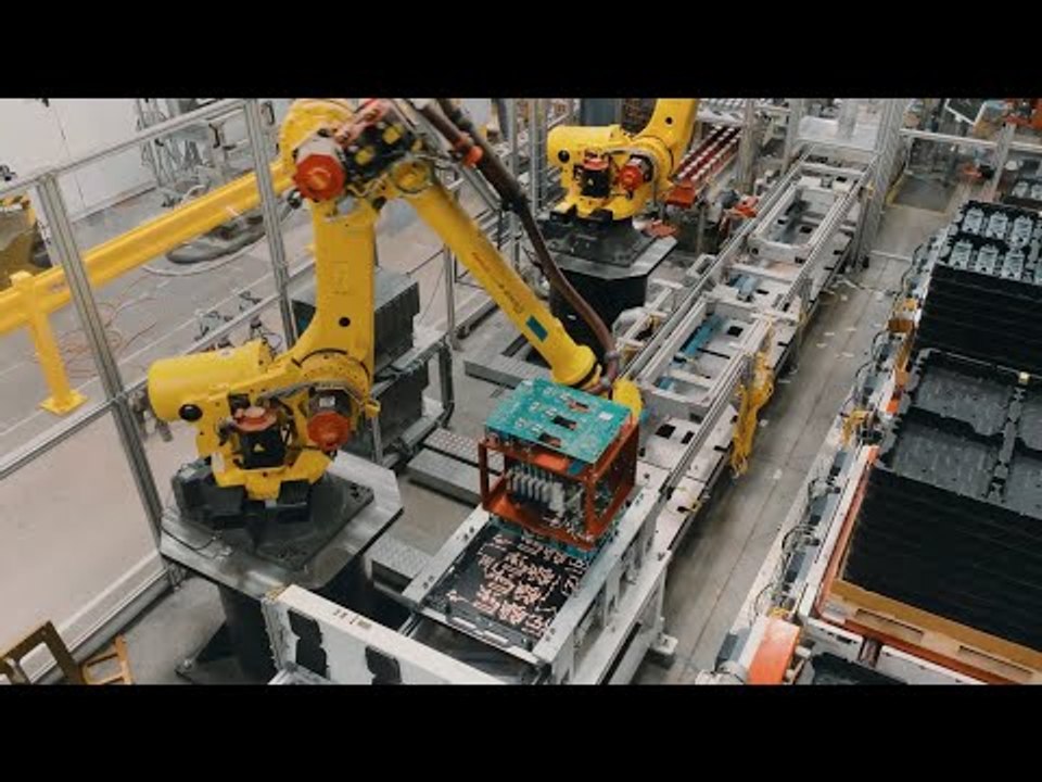So entsteht ein Tesla Megapack – Ein Blick in die Megafactory Produktion