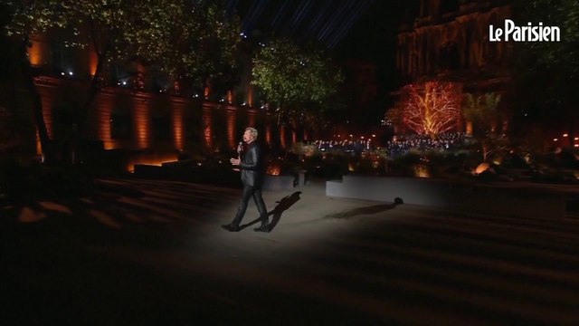 13 Novembre : le chanteur d'Eagles of Death Metal entonne « You'll never walk alone »