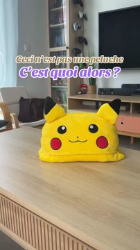 Il est pas trop cool ce plaid Pikachu ? 😄Je l’avais pris pour moi, mais mes enfants l’ont déjà adopté 😂Un peu court pour un adulte, mais parfait pour chiller avec style ⚡-10 % sur tout le site de Elbenwald avec le code SADALAR.JV10