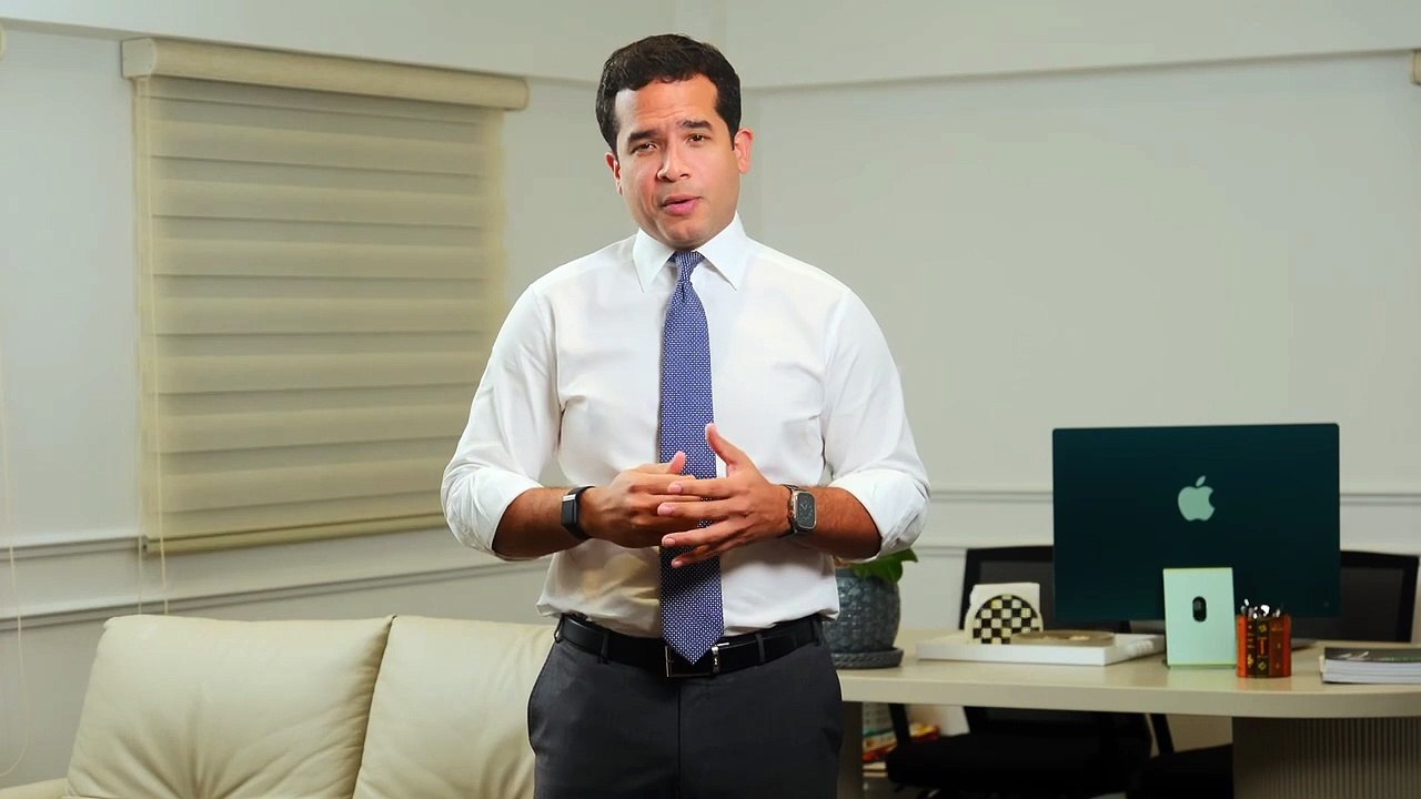 Omar Fernández identifica recursos para reducir impuesto al salario y reta al Gobierno a cumplir la ley
