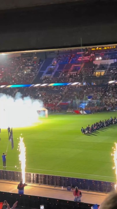 🇫🇷 LES BLEUS EN MODE DÉMONSTRATION !La France écrase l’Ukraine 4-0 avec un doublé monstrueux de Mbappé 💥💥Ekitike entre, régale direct et montre qu’il veut sa place en Bleu 🔥