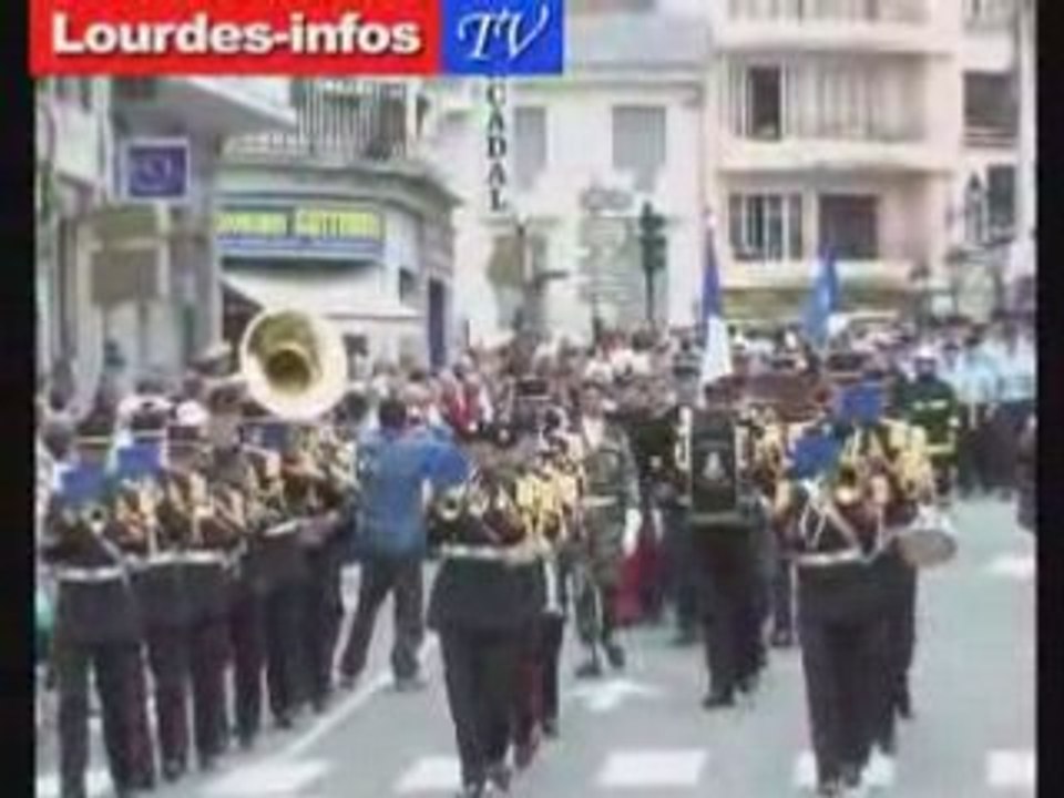 Défilé Militaire International à Lourdes