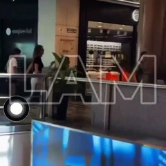 Mauro Icardi, sus hijas y la China Suárez de compras en un shopping