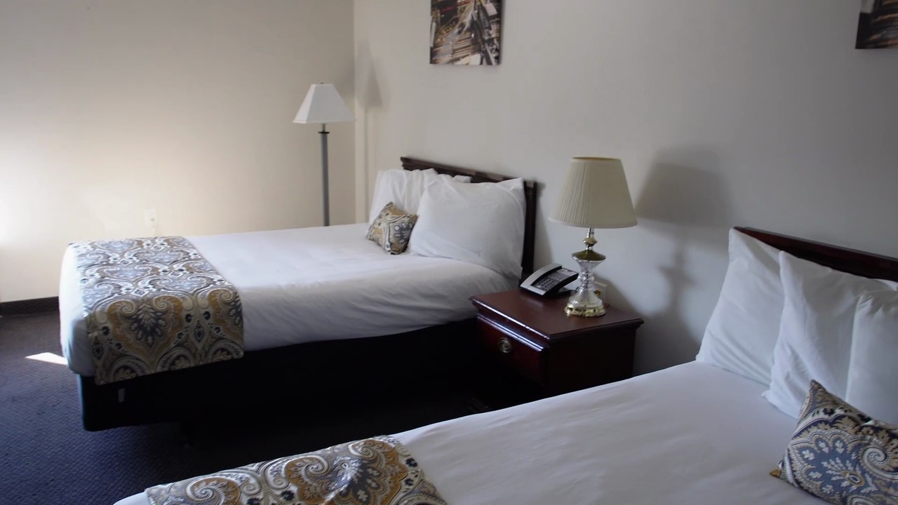 The View Inn and Suites (Bethlehem, PA) - 4K Full Hotel Tour & Review!  Amazing FREE Breakfast