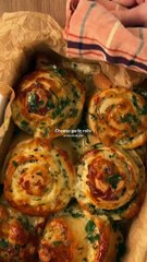 Cheese garlic rolls