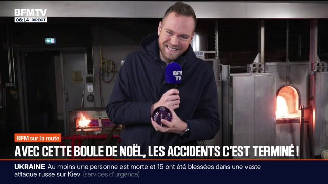 À Meisenthal, en Moselle, le centre d'art verrier a conçu une boule de Noël antidérapante pour éviter les accidents sur le sapin