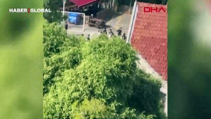 İstanbul'da bir okulda deprem sırasında yaşanan korku anları kameraya böyle yansıdı