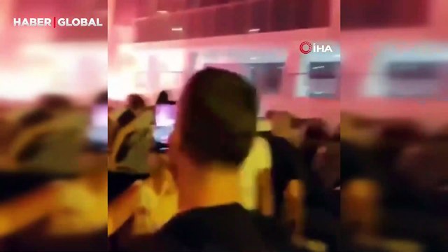 Sırbistan sokakları yangın yeri! Ülke savaş alanına döndü