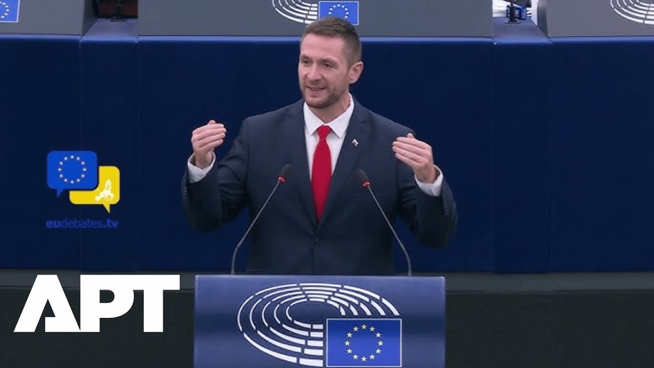 “Flush With Cash?” MEPs Blast Ukraine’s ‘Golden Toilet’ Scandal, Turn on von der Leyen & Zelensky