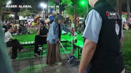 Zabıta ekiplerinden çöpünü yere atanlara ders gibi uygulama