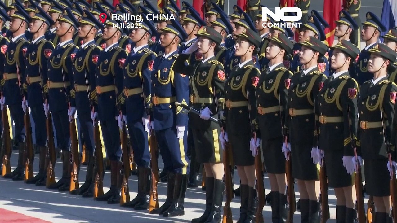 چین میزبان پادشاه تایلند در نخستین سفر دولتی یک پادشاه تایلندی به چین