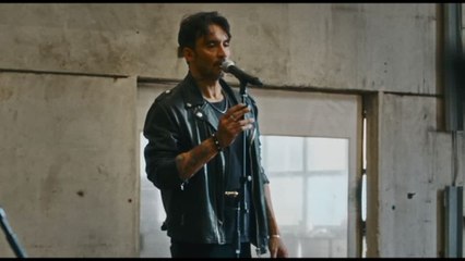 Fabrizio Moro: "Dal futuro non mi aspetto nulla, vivo alla giornata"