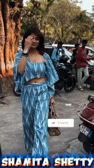 Bollywood Actress Shamita Shetty Seen  Alone in Bandra Mumbai 😍