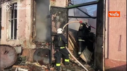 Guerra Ucraina, droni russi su Odessa, evacuati i residenti