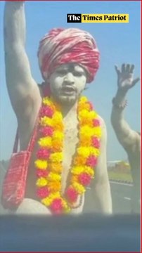 “Sadhus” Turned Robbers: Family Looted on Highway in Broad Daylight — Shocking Video Sparks Outrage!