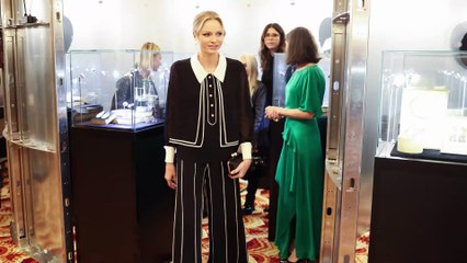 Charlene di Monaco, il look in bianco & nero all'insegna dell'eleganza