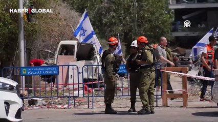 İsrail'e yönelik füze saldırılarında Ramat Gan bölgesindeki binalarda ağır hasar oluştu