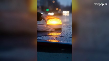 ¿Por qué un influencer del motor considera que la baliza obligatoria de la DGT es un error? 🚗