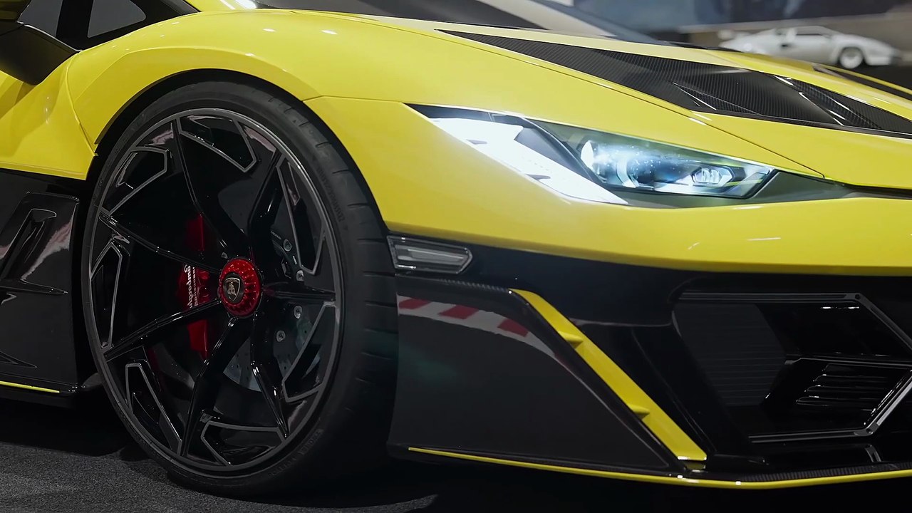 Lamborghini Fenomeno with Mitja Borkert #Lamborghini