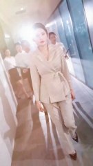 【ENG DUB】🔥A poor man sells a priceless ginseng, and three rich girls support him #cdrama