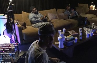 Justin Bieber has suffered a painful injury - leaving him in excruciating pain when he sings