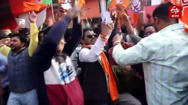 NDA की बिहार में बंपर जीत, पटना से लेकर दिल्ली तक जश्न, पीएम मोदी ने कहा- लोगों ने विकास और समृद्धि के लिए दिया वोट