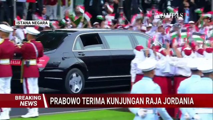 Tiba di Istana, Mobil Prabowo-Raja Yordania Disambut Riuh Teriakan Siswa