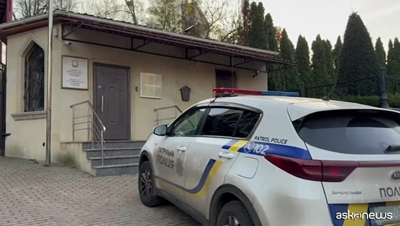 Ucraina, l'ambasciata azera a Kiev danneggiata dai raid russi