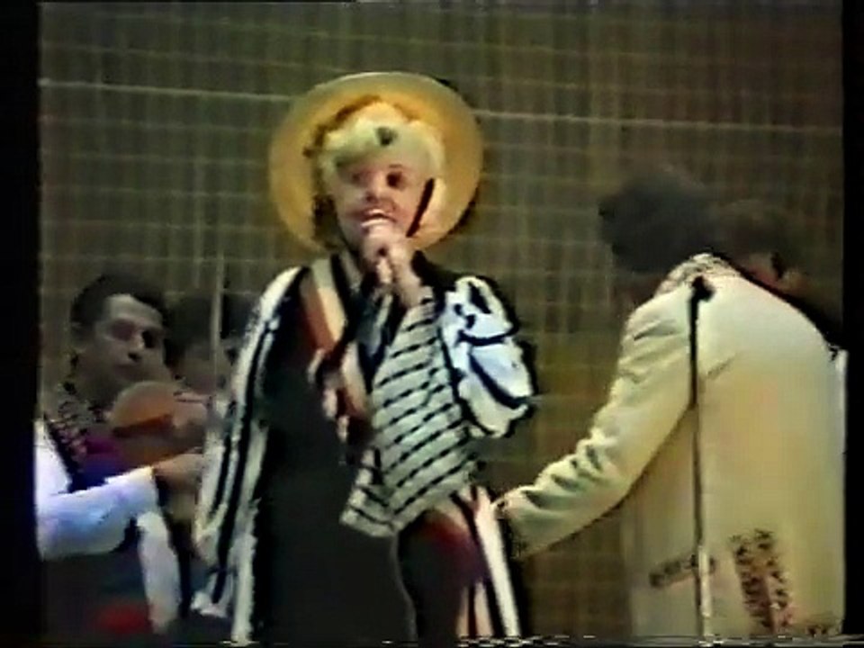 Lucretia Ciobanu - Orchestra Alexandru Viman - LIVE - Pleaca oile la munte - Arhiva 1989