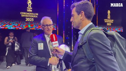 Lineker: “Entre Lewandowski y Lineker, le elijo a él”