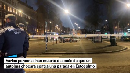 Varios muertos por el choque de un bus en Estocolmo