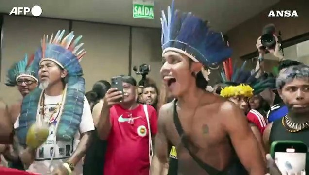 Cop30, proseguono le proteste degli indigeni: balli e canti per l'Amazzonia