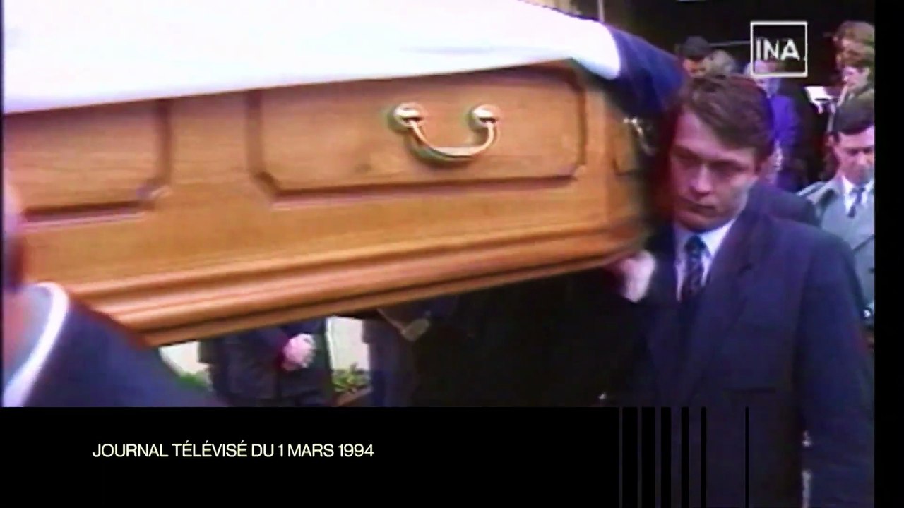 Faites entrer laccusé  Yann Piat, une femme à abattre - REMASTERISÉ