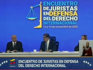 Jefe de Estado recibe conclusiones del Encuentro de Juristas en Defensa del Derecho Internacional