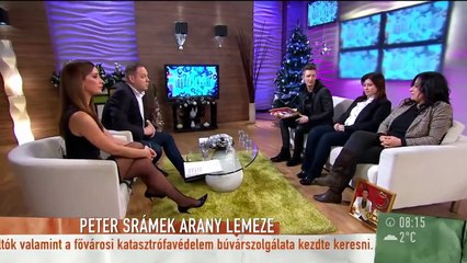 Tv -black pantyhose legshow ..great crossed legs !Mokka turk tv!