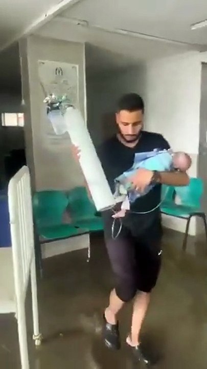 Hospitals flooded due to bad weather and heavy rains in Gaza