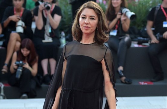 Sofia Coppola 'se aferró a su lado femenino' después de crecer rodeada de 'muchos chicos'