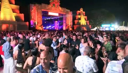 CARNIVAL WILL BE ONE OF GREATEST SHOWS SAYS PM