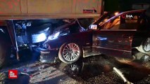 Bursa'da otomobil tıra çarptı sürücünün alkollü olduğu tespit edildi