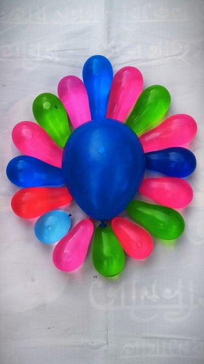Beutiful Flowers Mini Water Balloons Popping Reverses Satisfying