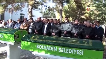 Gıda faciasında ölen anne çocukları ile birlikte torağa verildi