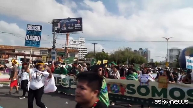 COP30, a Belém in migliaia per la Marcia Globale per il Clima