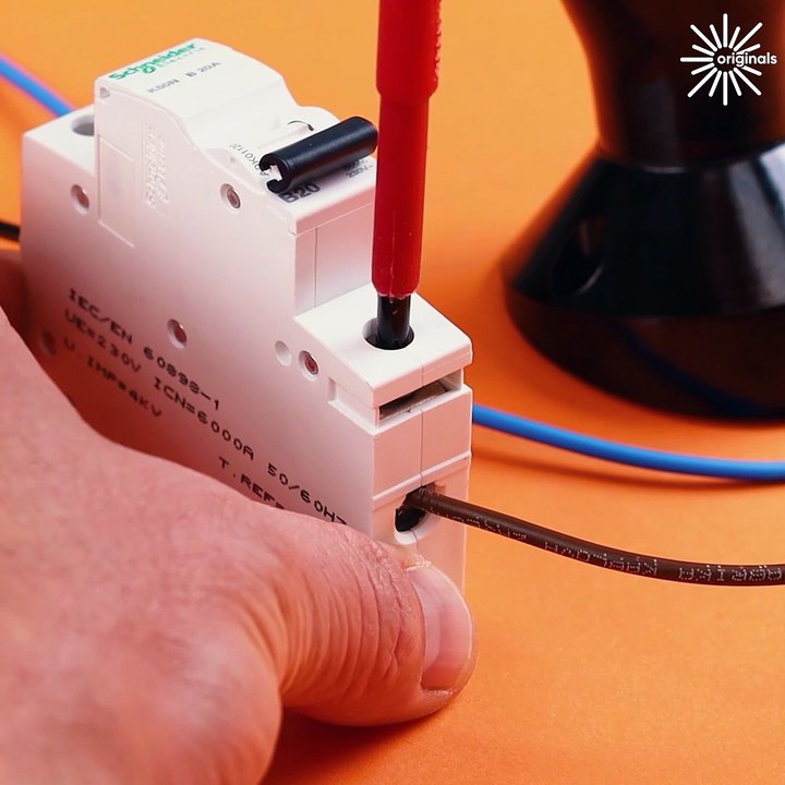 Light switch hack that will surprise you!