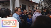 Anwar lawat penduduk Kg. Petagas, gesa bantuan segera mangsa kebakaran