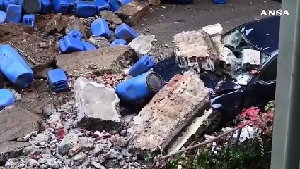 Maltempo Liguria, crolla muro contenimento a Genova Pegli